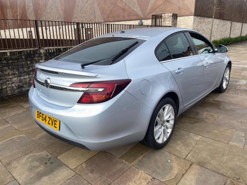 View VAUXHALL INSIGNIA 1.8 16V SRi Euro 5 5dr
