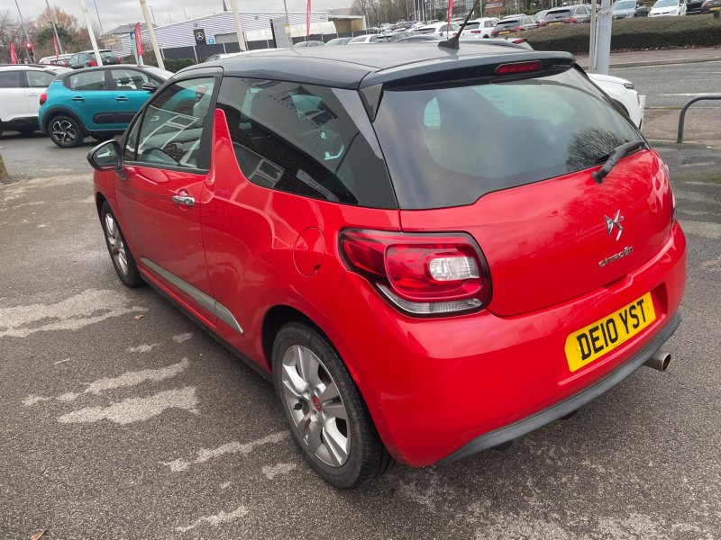 View CITROEN DS3 1.6 HDi 16V DStyle Euro 5 3dr