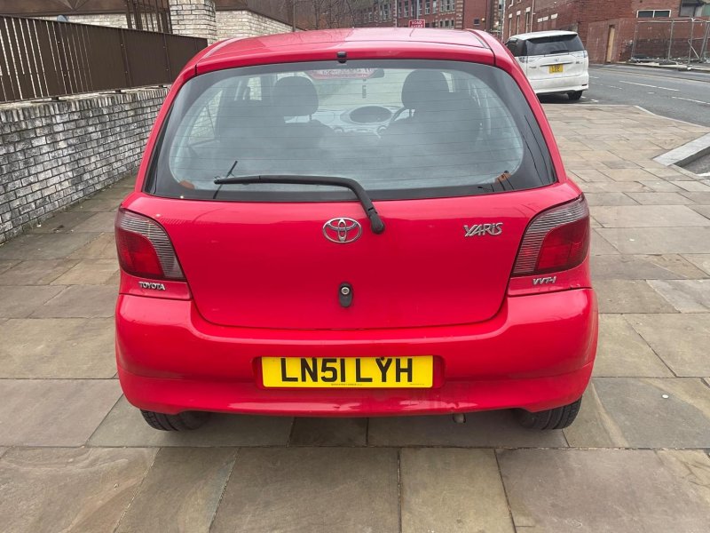 TOYOTA YARIS