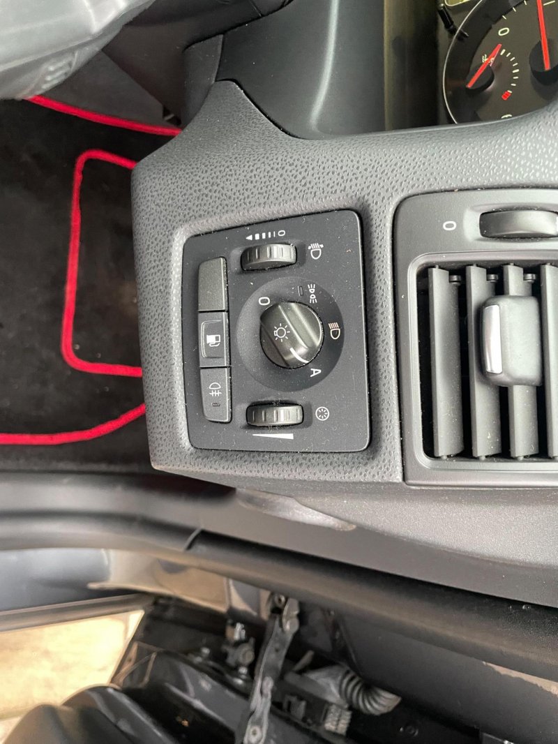 VOLVO S40
