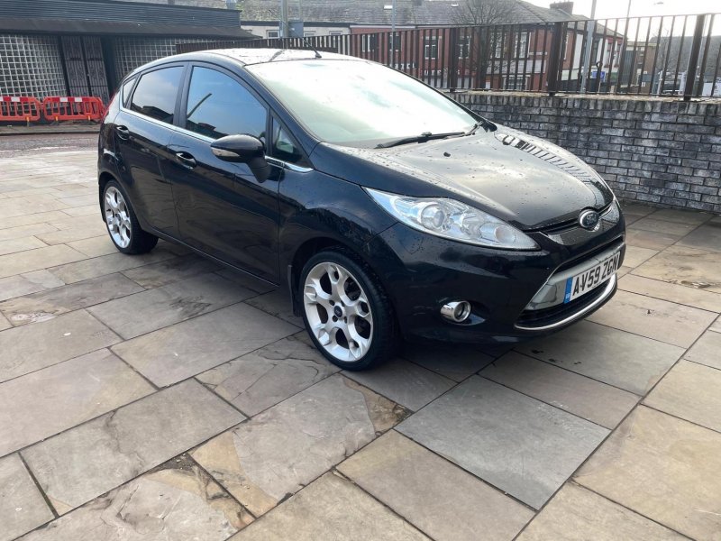 View FORD FIESTA 1.6 TDCi Titanium 5dr