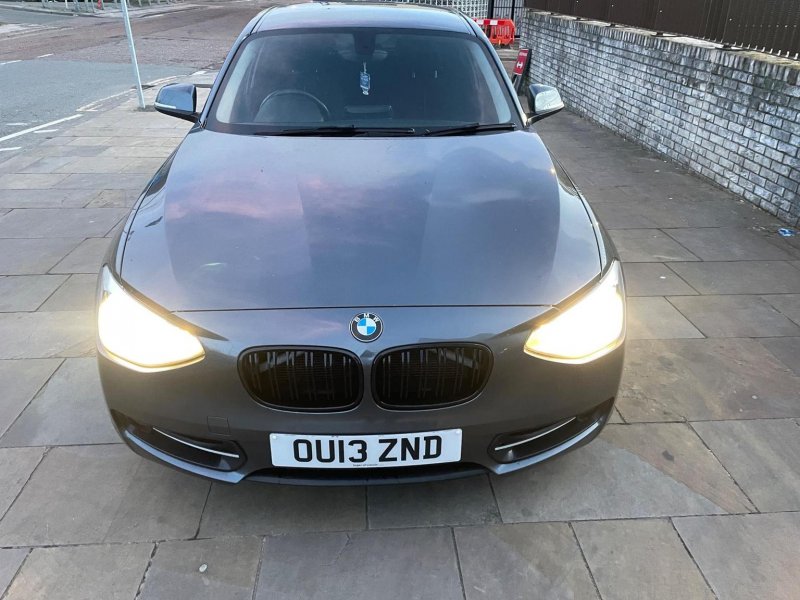 BMW 1 SERIES