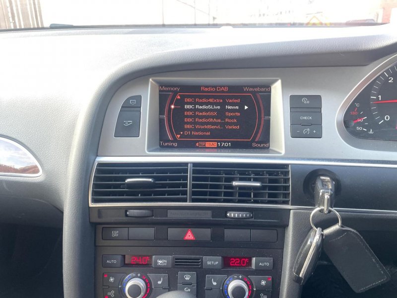 AUDI A6 AVANT