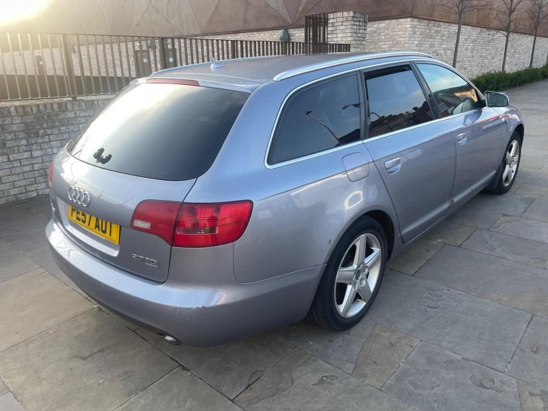 View AUDI A6 AVANT 2.7 TDI SE quattro 5dr