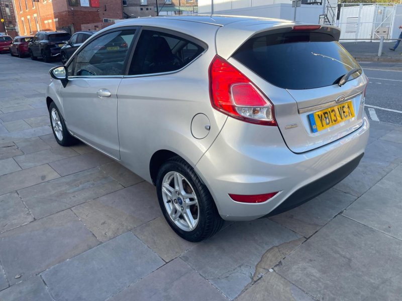 FORD FIESTA