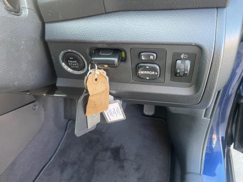 TOYOTA COROLLA VERSO