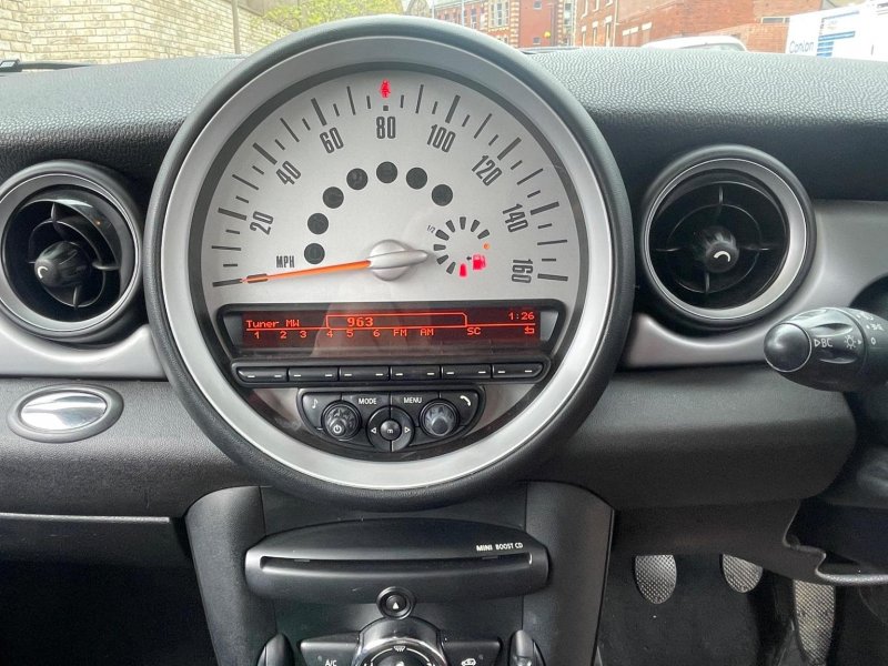 MINI CLUBMAN