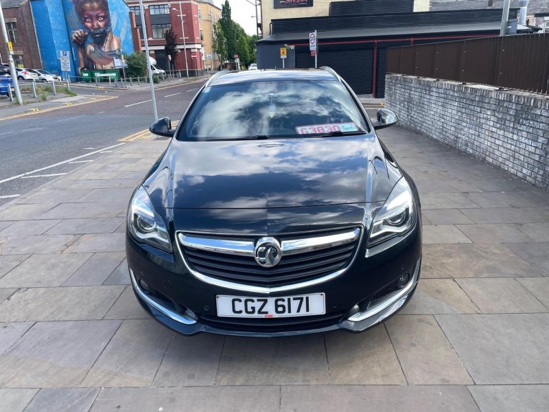 VAUXHALL INSIGNIA