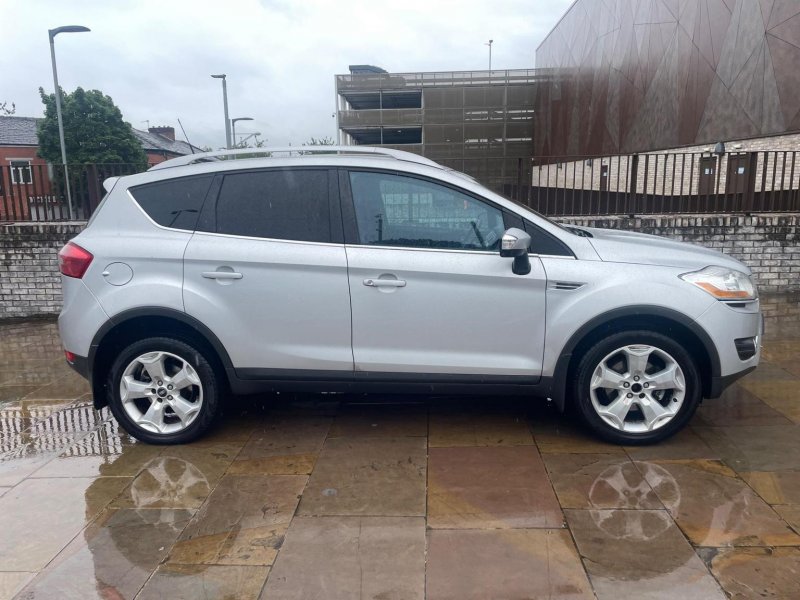 View FORD KUGA 2.0 TDCi Titanium 2WD Euro 4 5dr