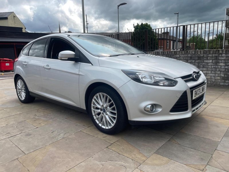 View FORD FOCUS 1.6 Zetec Powershift Euro 5 5dr