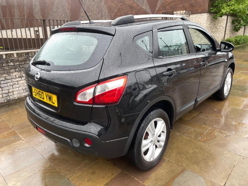 View NISSAN QASHQAI 1.6 Acenta 2WD Euro 5 (s/s) 5dr