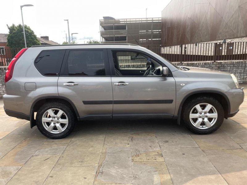 View NISSAN X-TRAIL 2.0 dCi Aventura Explorer 4WD Euro 4 5dr