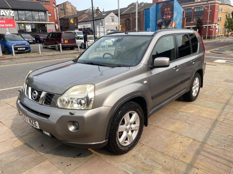 NISSAN X-TRAIL