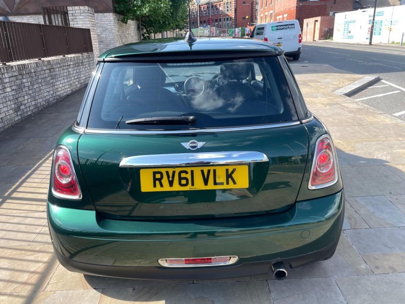 View MINI HATCH 1.6 One Euro 5 3dr