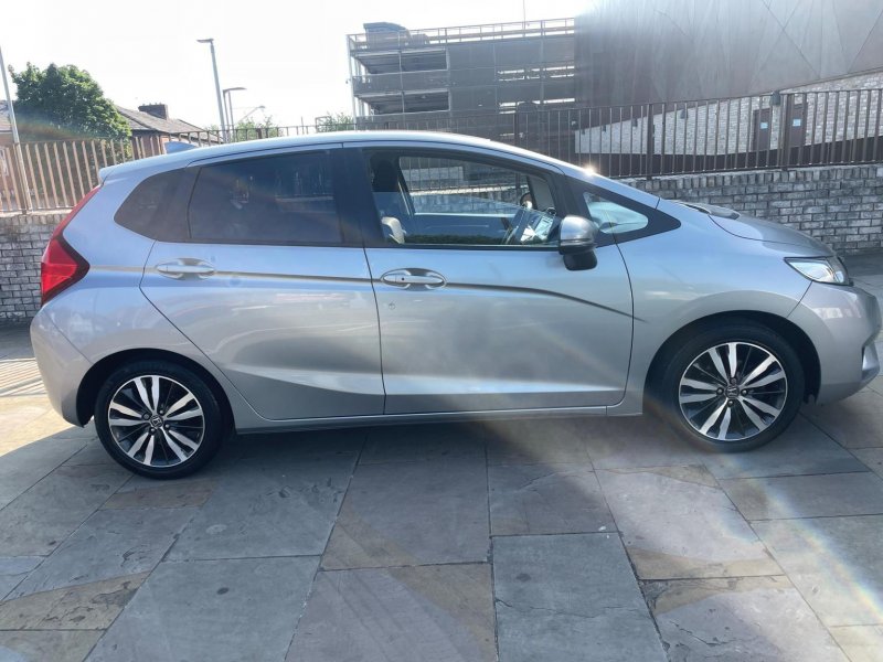 View HONDA JAZZ 1.3 i-VTEC EX CVT Euro 6 (s/s) 5dr