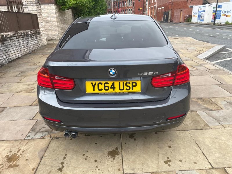 BMW 3 SERIES