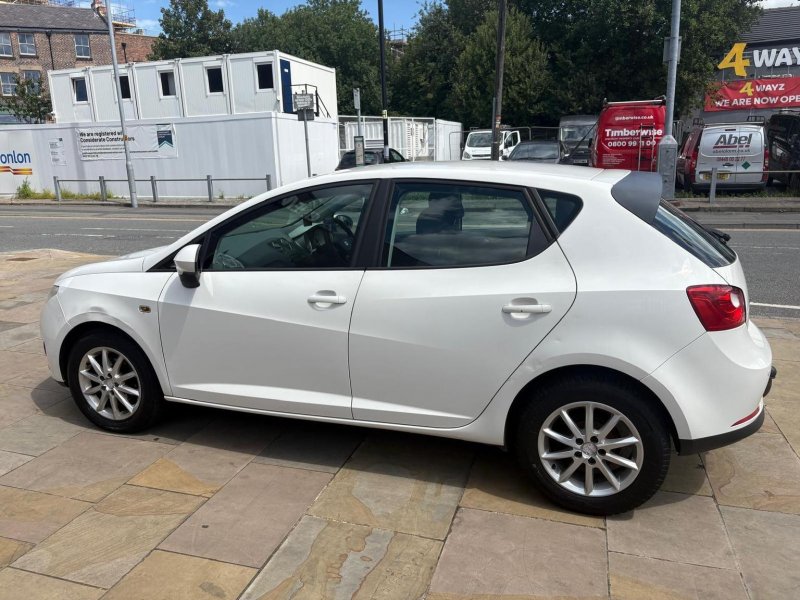 SEAT IBIZA