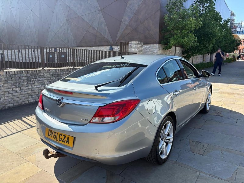 View VAUXHALL INSIGNIA 2.0 CDTi ecoFLEX SRi Euro 5 (s/s) 5dr