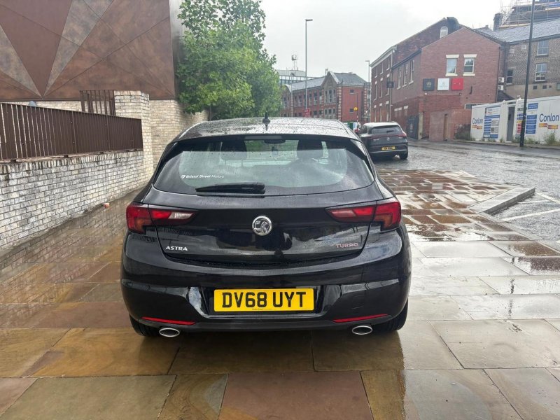 VAUXHALL ASTRA