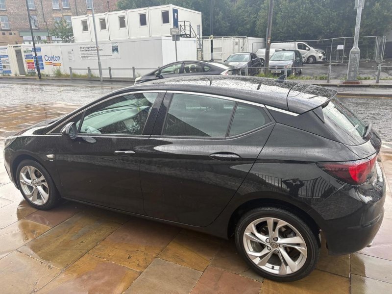 VAUXHALL ASTRA