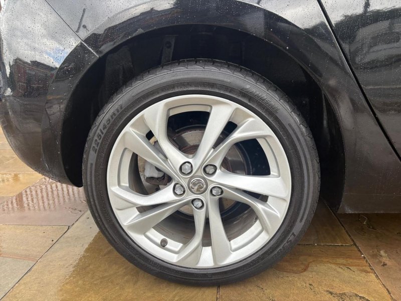 VAUXHALL ASTRA