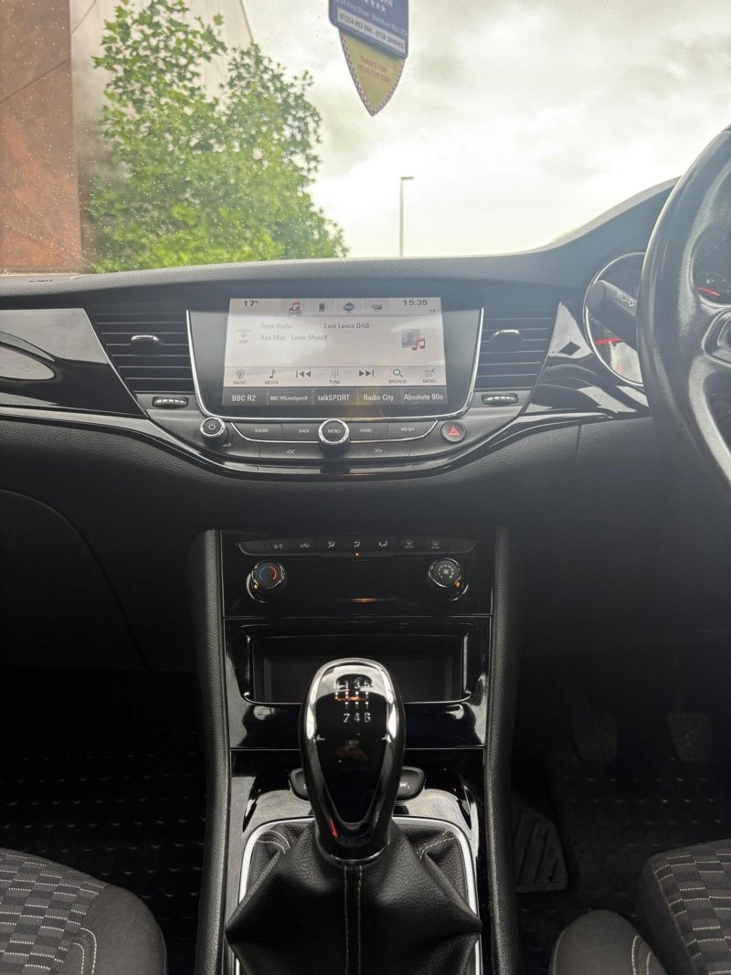 VAUXHALL ASTRA