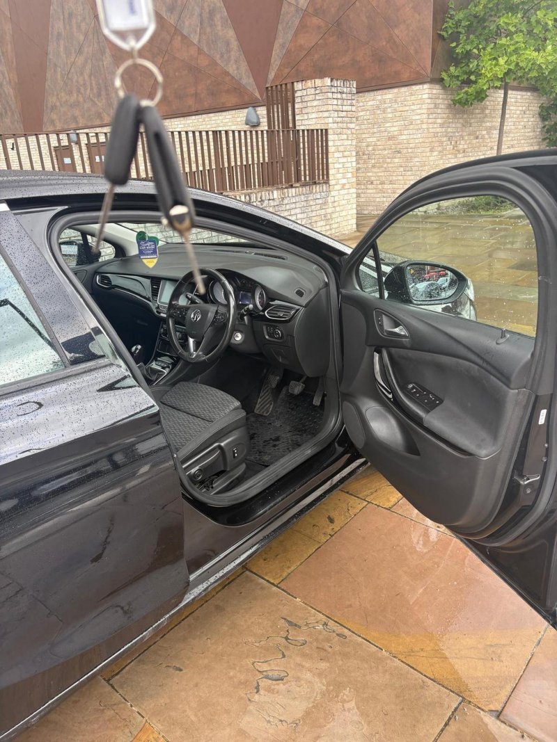 VAUXHALL ASTRA