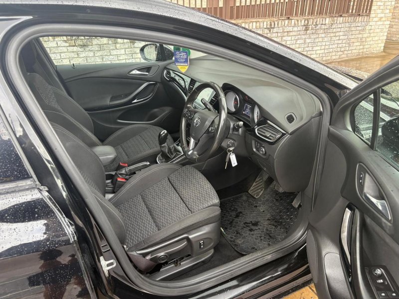VAUXHALL ASTRA