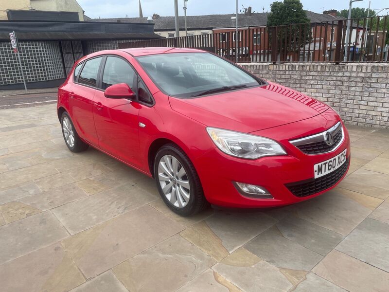 View VAUXHALL ASTRA 1.7 CDTi Exclusiv Euro 5 5dr