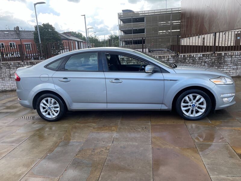 View FORD MONDEO 1.6 TDCi ECOnetic Zetec Euro 5 (s/s) 5dr