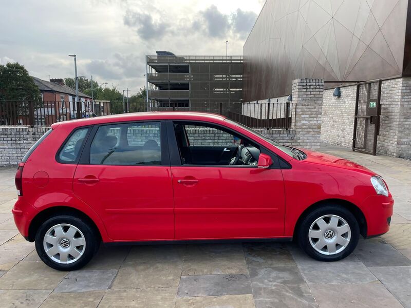 View VOLKSWAGEN POLO 1.2 S 5dr